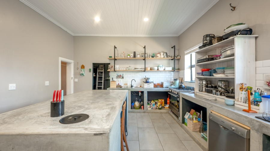 5 Bedroom Property for Sale in Bredasdorp Western Cape
